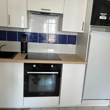 80 M De La Plein Centre,parking Prive Apartment Etretat
